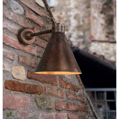 LAMPADA DA PARETE PER ESTERNI IN OTTONE INVECCHIATO IP23 PRODOTTO IN ITALIA DALLA IMAS