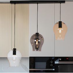 PAGODA SOSPENSIONE 3 LUCI LINEARE CON SFERE IN VETRO COLORATO E BASE IN METALLO NERO LAMPADINE ATTACCO E27