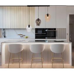 PAGODA SOSPENSIONE 3 LUCI LINEARE CON SFERE IN VETRO COLORATO E BASE IN METALLO NERO LAMPADINE ATTACCO E27 2