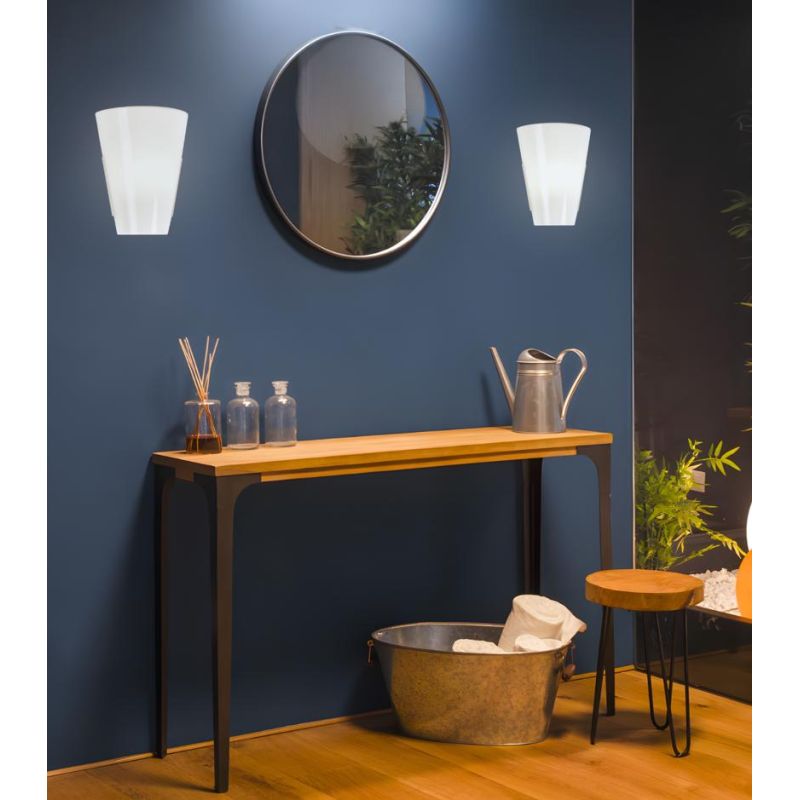 TEGOLA APPLIQUE IN VETRO BIANCO LUCIDO CON PORTALAMPADE 1XE27 ECONOMICO ILLUMINANDO Illuminando - Cristalensi Shop Online