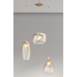 TIDE SOSPENSIONE 3 LUCI OTTONE DECENTRATA CON DIFFUSORI IN VETRO RIGATO AMBRA LAMPADINE ATTACCO E27 MODERNA
