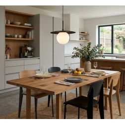 SOSPENSIONE SINGOLA D30 CM METALLO ORO O NERO CON SFERA IN VETRO BIANCO LAMPADINA ATTACCO G9 MODERNA