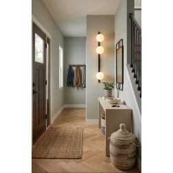 APPLIQUE LINEARE 3 LUCI METALLO NERO E ORO CON SFERE BIANCHE IN VETRO LAMPADINE ATTACCO E14 MODERNA