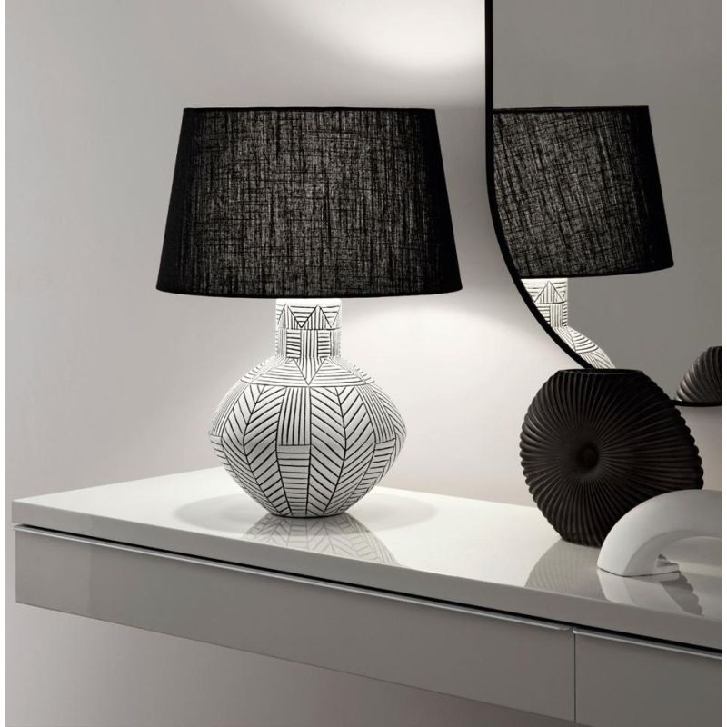 LAMPADA DA TAVOLO H50 CM IN CERAMICA BIANCA DECORATA CON PARALUME NERO MODERNA LAMPADINA ATTACCO E27