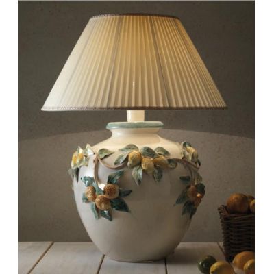 LAMPADA DA TAVOLO BASE IN TERRACOTTA CON DECORI A RILIEVO E PARALUME PLISSE DELLA IMAS IMAS - Cristalensi Shop Online