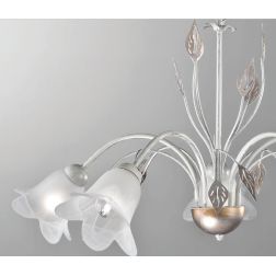 GRETA SOSPENSIONE CLASSICA IN METALLO BIANCO ANTICO CON DIFFUSORI FLOREALI IN VETRO ECONOMICA CRISTALENSI LUX - Cristalensi Shop 2