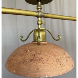 ANTICO TOSCANO PLAFONIERA LUNGHEZZA 120 CM IN OTTONE E PIATTI IN TERRACOTTA CRISTALENSI OTTONE - Cristalensi Shop Online 2