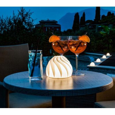 ROSE PICCOLA LAMPADA DA TAVOLO DA ESTERNI IP67 IN POLILUX BIANCO DESIGN MODERNO DI LINEA ZERO Linea Zero - Cristalensi Shop Onli