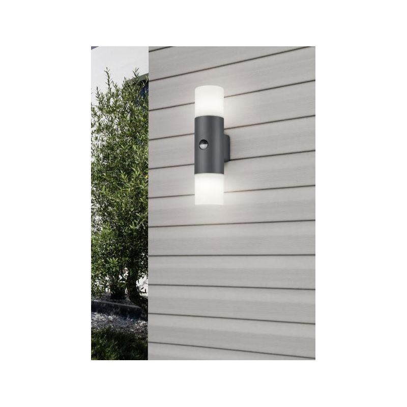 HOOSIC APPLIQUE CON SENSORE DI MOVIMENTO 2 LUCI DA ESTERNI IP44 ANTRACITE ATTACCO 2XE27 MODERNO TRIO LIGHTING - Cristalensi Shop