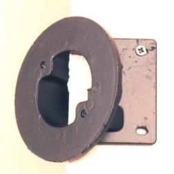 ANGOLARE PER ESTERNO IN FUSIONE DI ALLUMINIO VERNICIATO IN TRE COLORI CRISTALENSI OTTONE - Cristalensi Shop Online 2