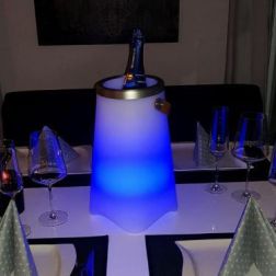 JAMAICA LAMPADA DECORATIVA LED 3W LUCE 3000K RGB BATTERIA RICARICABILE, CASSA ACUSTICA E TELECOMANDO RL - Cristalensi Shop Onlin 2