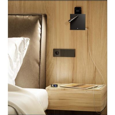 SWEET APPLIQUE BIANCA O NERA CON LUCE A LED DA 4W E CON CARICATORE A INDUZIONE E 2 PORTE USB BENEITO FAURE - Cristalensi Shop On