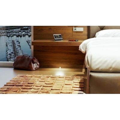 SKIN SEGNAPASSO DA INTERNI QUADRATO CON PALPEBRA BIANCO O NERO LED 2W LUCE 3000K CM 5X5 BENEITO FAURE - Cristalensi Shop Online