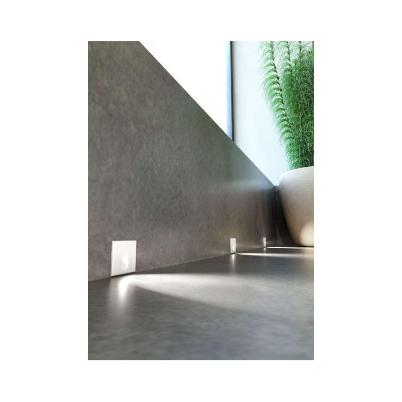 LUKY SEGNAPASSO QUADRATO MODERNO IP54 BIANCO O NERO LED 2W CON LUCE 3200K O 4000K BENEITO FAURE - Cristalensi Shop Online