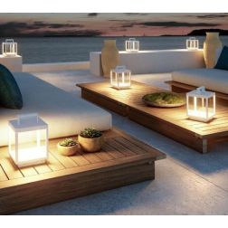 VISOR LAMPADA DA TAVOLO DECORATIVA IP65 BIANCA O CORTEN CON BATTERIA RICARICABILE LED 5W LUCE 3000K BENEITO FAURE - Cristalensi 