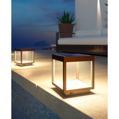 VISOR SOLAR LAMPADA DA TAVOLO IP65 BIANCA NERA O CORTEN CON PANNELLO SOLARE RICARICABILE LED 3,5W BENEITO FAURE - Cristalensi Sh
