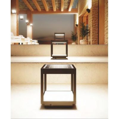 VISOR SOLAR LAMPADA DA TAVOLO IP65 BIANCA NERA O CORTEN CON PANNELLO SOLARE RICARICABILE LED 3,5W BENEITO FAURE - Cristalensi Sh