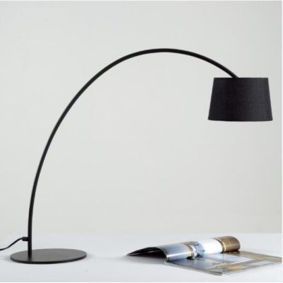 MISS LAMPADA DA TAVOLO AD ARCO ALTEZZA CM 63 IN METALLO BIANCO O NERO CON PARALUME ATTACCO G9 Padana Lampadari - Cristalensi Sho