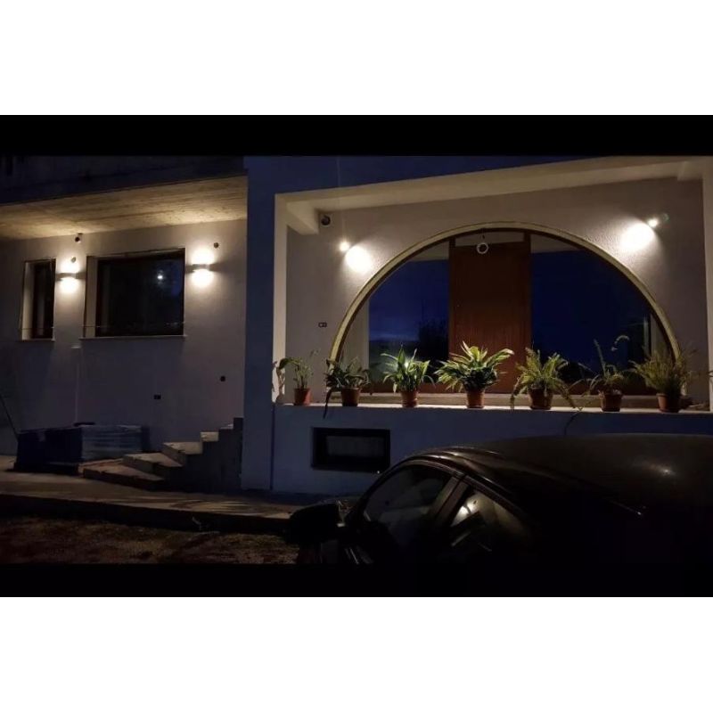 APPLIQUE DA ESTERNO IP44 BIANCO NERO O GRIGIO ORIENTABILE LAMPADINA ATTACCO GU10 ECONOMICO CRISTALENSI - Cristalensi Shop Online