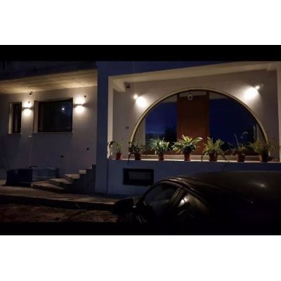 APPLIQUE DA ESTERNO IP44 BIANCO NERO O GRIGIO ORIENTABILE LAMPADINA ATTACCO GU10 ECONOMICO CRISTALENSI - Cristalensi Shop Online