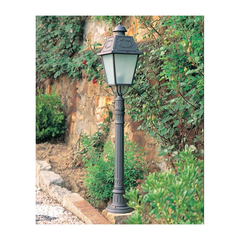 LAMPIONCINO DA ESTERNI ALTEZZA CM 121 IP23 NERO O ANTRACITE DIFFUSORE IN VETRO MADE IN ITALY Surya - Cristalensi Shop Online