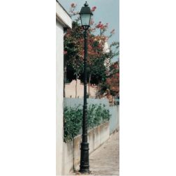 LAMPIONE DA GIARDINO ALTEZZA CM 365 IP23 NERO O ANTRACITE CON DIFFUSORE IN VETRO MADE IN ITALY Surya - Cristalensi Shop Online