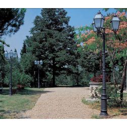 LAMPIONE CLASSICO ALTEZZA CM 310 IP23 NERO O ANTRACITE CON 3 DIFFUSORI IN VETRO MADE IN ITALY Surya - Cristalensi Shop Online 2