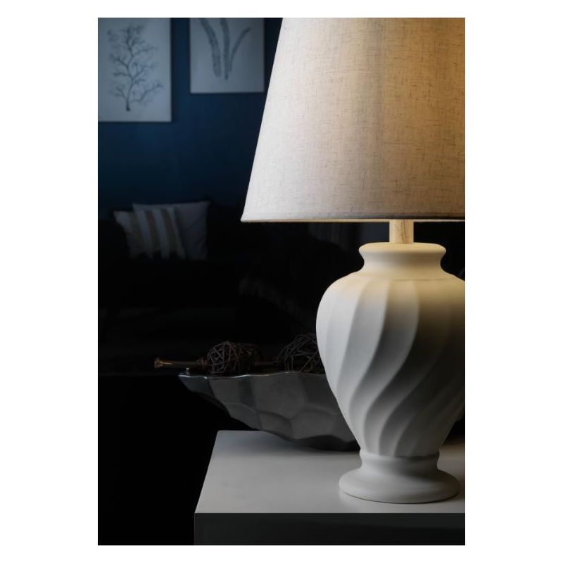 LAMPADA DA TAVOLO CLASSICA H40 IN CERAMICA BIANCA CON PARALUME IN TESSUTO COLORE SABBIA CRISTALENSI LIGHT - Cristalensi Shop Onl