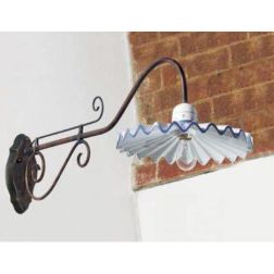 APPLIQUE RUSTICO IN OTTONE E PIATTO IN TERRACOTTA DECORATA A MANO IN ITALIA IMAS - Cristalensi Shop Online