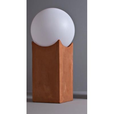 ATLANTE PALETTO DA ESTERNI H68 CM IP44 IN TERRACOTTA LAVORATA A MANO IN ITALIA CON SFERA BIANCA D30 TOSCOT - Cristalensi Shop On