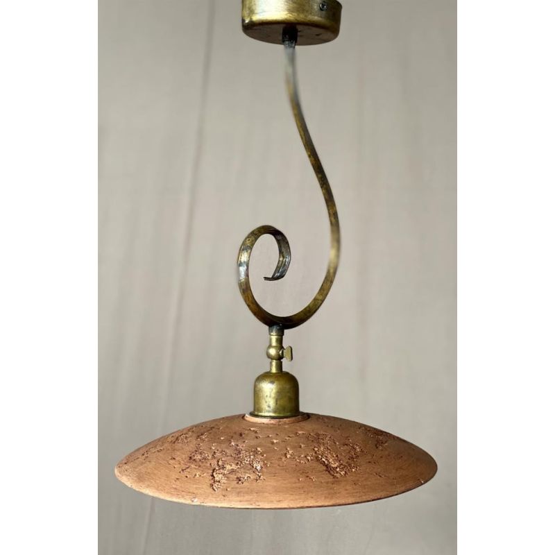 ETRUSCA SOSPENSIONE SINGOLA IN OTTONE INVECCHIATO E PIATTO IN TERRACOTTA MADE IN ITALY CRISTALENSI OTTONE - Cristalensi Shop Onl