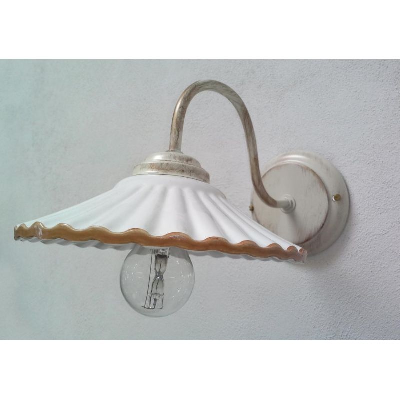 APPLIQUE IN FERRO VERNICIATO RUGGINE O AVORIO CON PIATTO IN CERAMICA CRISTALENSI TUSCANY - Cristalensi Shop Online