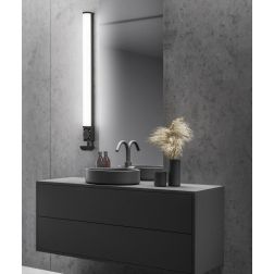 PIERA LAMPADA DA SPECCHIO LARGHEZZA CM 79 IP44 CROMO O NERA LED 16W CON PRESA SCHUKO INCORPORATA TRIO LIGHTING - Cristalensi Sho