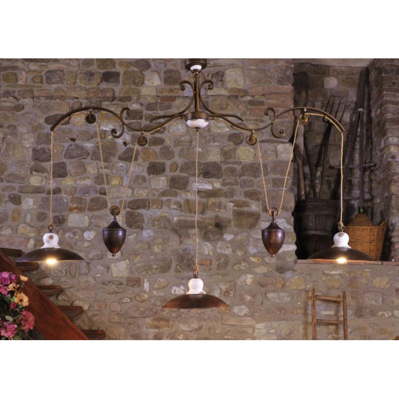 LAMPADARIO SALISCENDI 3 LUCI IN FERRO BATTUTO CON PIATTI IN OTTONE DELLA IMAS MADE IN ITALY IMAS - Cristalensi Shop Online