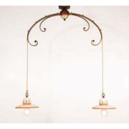 SOSPENSIONE AD ARCO A 2 LUCI IN FERRO BATTUTO CON PIATTI IN CERAMICA DECORATA MADE IN ITALY IMAS - Cristalensi Shop Online 2