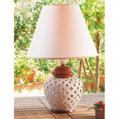 LAMPADA DA TAVOLO IN TERRACOTTA TRAFORATA E LEGNO CON PARALUME MADE IN ITALY IMAS - Cristalensi Shop Online