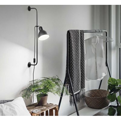 LAMPADA DA PARETE SALISCENDI IN METALLO NERO PRATICA E MODERNA CON LAMPADINA E27 CRISTALENSI - Cristalensi Shop Online