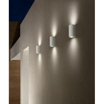PIANOSA APPLIQUE DA ESTERNO IP54 IN ALLUMINIO BIANCO O ANTRACITE LED SOSTITUIBILE ISYLUCE - Cristalensi Shop Online