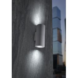 FRANCA 90 2 LUCI APPLIQUE DA ESTERNO BIEMISSIONE IP55 RESINA BIANCA,GRIGIA O NERA MODERNA FUMAGALLI DARK LIGHT - Cristalensi Sho