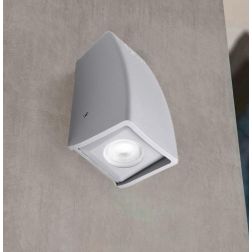 MAMETE APPLIQUE SQUADRATA IP67 RESINA BIANCA,GRIGIA O NERA MONO EMISSIONE FUMAGALLI DARK LIGHT - Cristalensi Shop Online 2