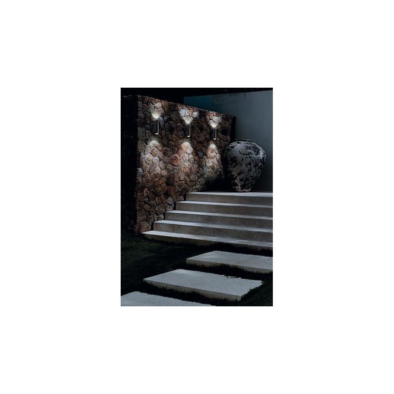 RAV2 APPLIQUE DA ESTERNO IP54 NERO ARGENTO MODERNA ED ECONOMICA DI ONDALUCE ONDALUCE CICIRIELLO - Cristalensi Shop Online