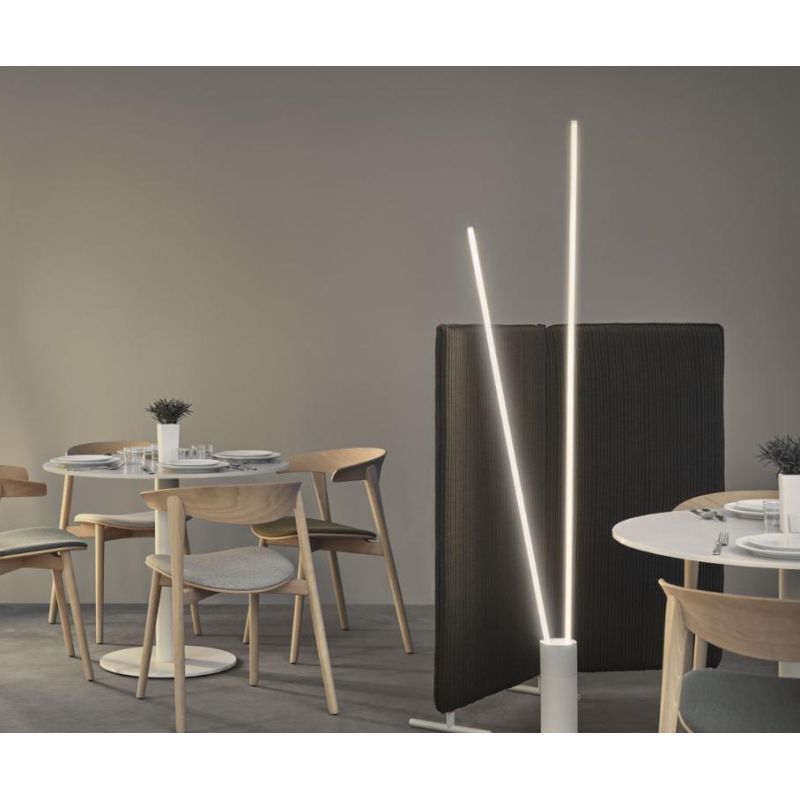 VERTICAL PIANTANA MODERNA ALTEZZA CM 180 IN ACCIAIO BIANCO O NERO LED 44W LUCE 3000K DIMMERABILE Mantra - Cristalensi Shop Onlin