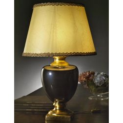 MOZART LAMPADA DA TAVOLO CLASSICA H75 IN CERAMICA AVORIO O PLATINO CON PARALUME IN PERGAMENA CRISTALENSI LIGHT - Cristalensi Sho