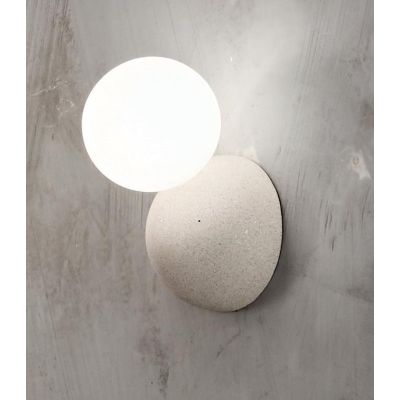 ROCK APPLIQUE CON PICCOLO DIFFUSORE A SFERA IN VETRO SATINATO BIANCO E BASE IN CEMENTO 3 COL ONDALUCE CICIRIELLO - Cristalensi S