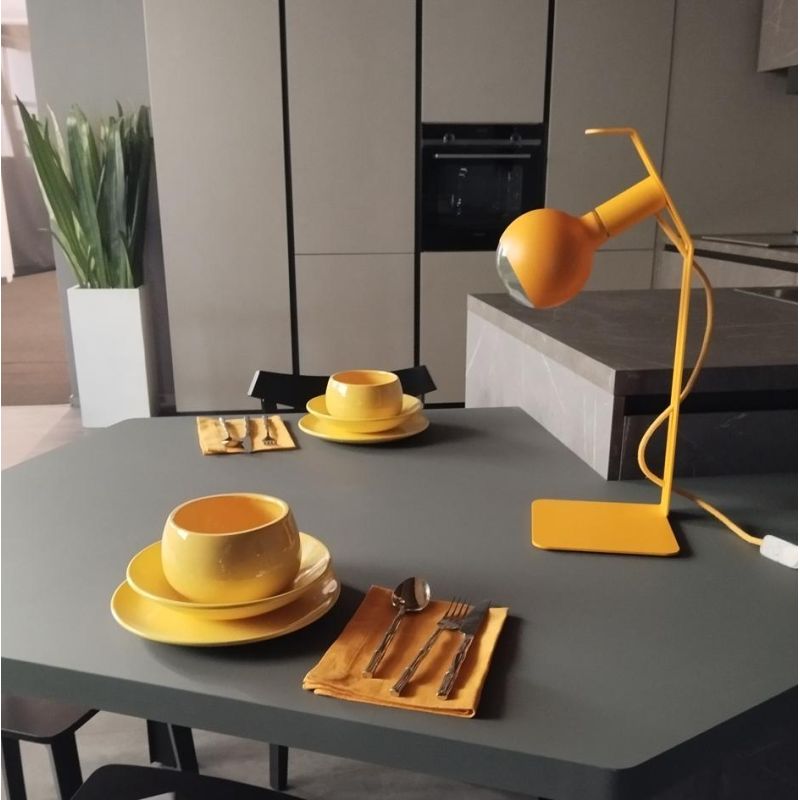 KOSO LUCIA LAMPADA DA TAVOLO MODERNA CON PORTALAMPADA MAGNETICO METALLO 8 COLORI LAMPADINA 7W LED INCLUSA Filotto News - Cristal