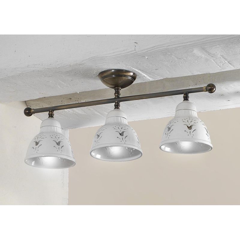 2235.3 PLAFONIERA LINEARE IN OTTONE CON DIFFUSORI IN TERRACOTTA BIANCA TRAFORATA MADE IN ITALY STILE RUSTICO CRISTALENSI CERAMIC