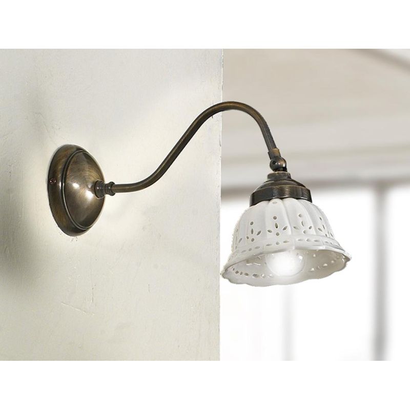 2237.A LAMPADA DA PARETE IN OTTONE CON DIFFUSORE IN TERRACOTTA BIANCA TRAFORATA MADE IN ITALY RUSTICA CRISTALENSI CERAMICA - Cri