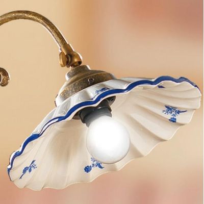 2211.L LAMPADA DA TAVOLO RUSTICA H35 CM IN OTTONE CON PIATTO IN TERRACOTTA BIANCA DECORATA MADE IN ITALY CRISTALENSI CERAMICA -