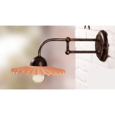 2027.4 LAMPADA DA PARETE IN FERRO BATTUTO CON DIFFUSORE PLISSETTATO IN TERRACOTTA NATURALE MADE IN ITALY CRISTALENSI CERAMICA -