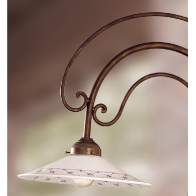 2026.3 LAMPADA DA PARETE IN FERRO BATTUTO CON DIFFUSORE IN TERRACOTTA BIANCA DECORATA MADE IN ITALY CRISTALENSI CERAMICA - Crist